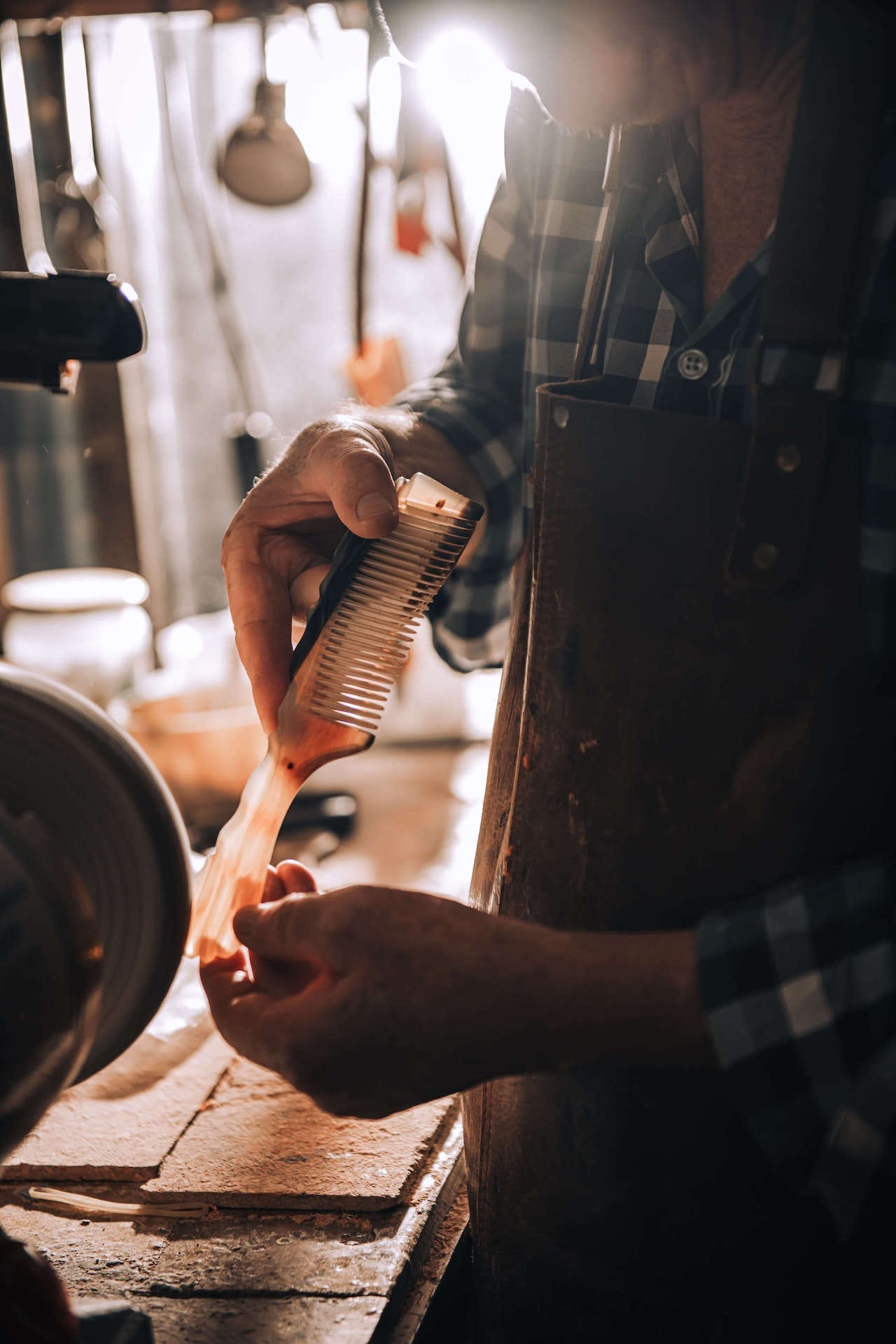 角櫛の制作過程 | Beauty & The Beast Expert 日本語サイト